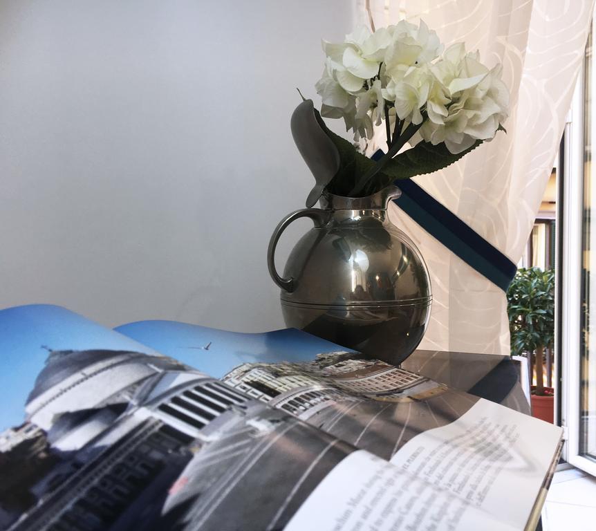 Apartament Sebeto Toledo Neapol Zewnętrze zdjęcie